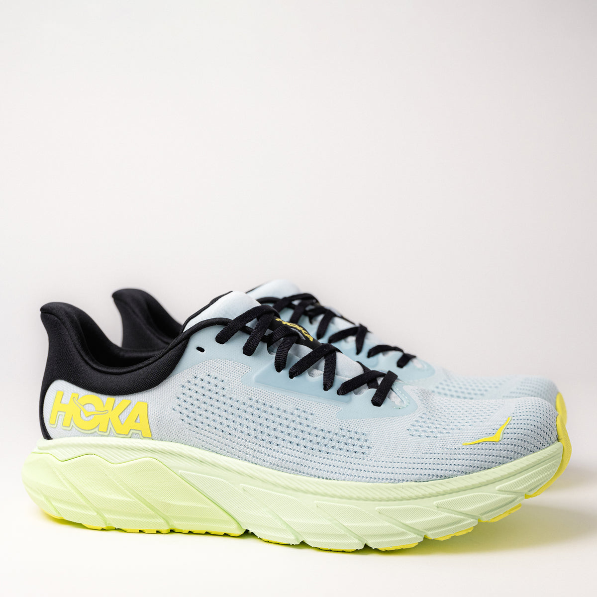 Men’s HOKA Arahi 7 Stability Running Shoe in Drizzle Blue, perfect for overpronation support.