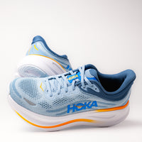 Detail view showcasing the 3D Molded Collar made to enhance ankle support and comfort during extended wear on the Men's HOKA Bondi 9