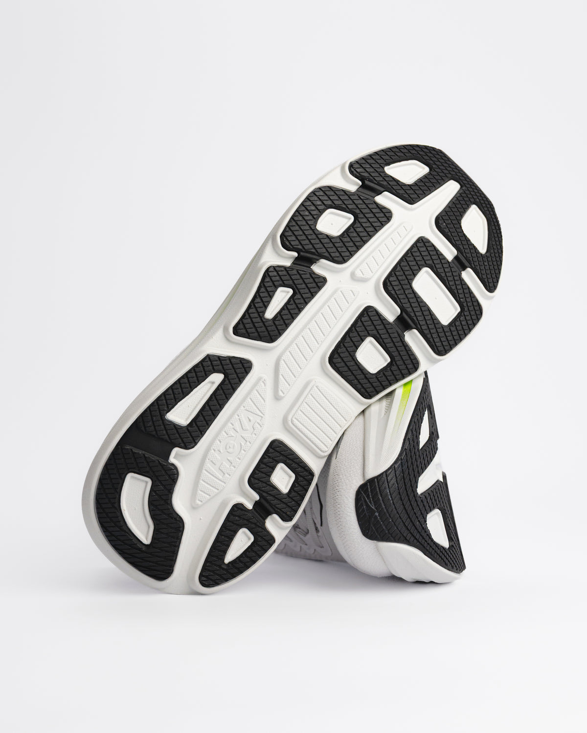 M-BONDI 9 - FROST/BLACK - SYNTHETIC