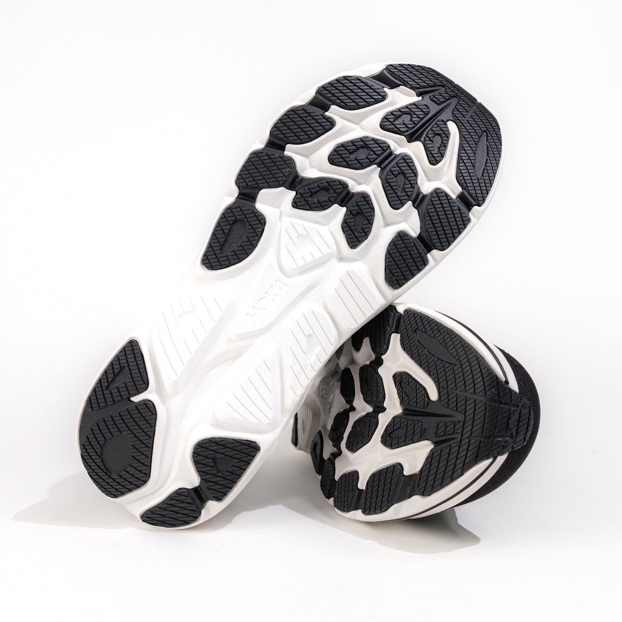 Men's HOKA Clifton 10 Lightweight Running Shoe in Black/White