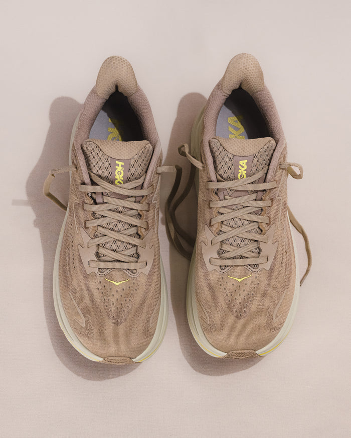 Men’s HOKA Clifton 10 – Raw Linen / Stone Lightweight Trainer