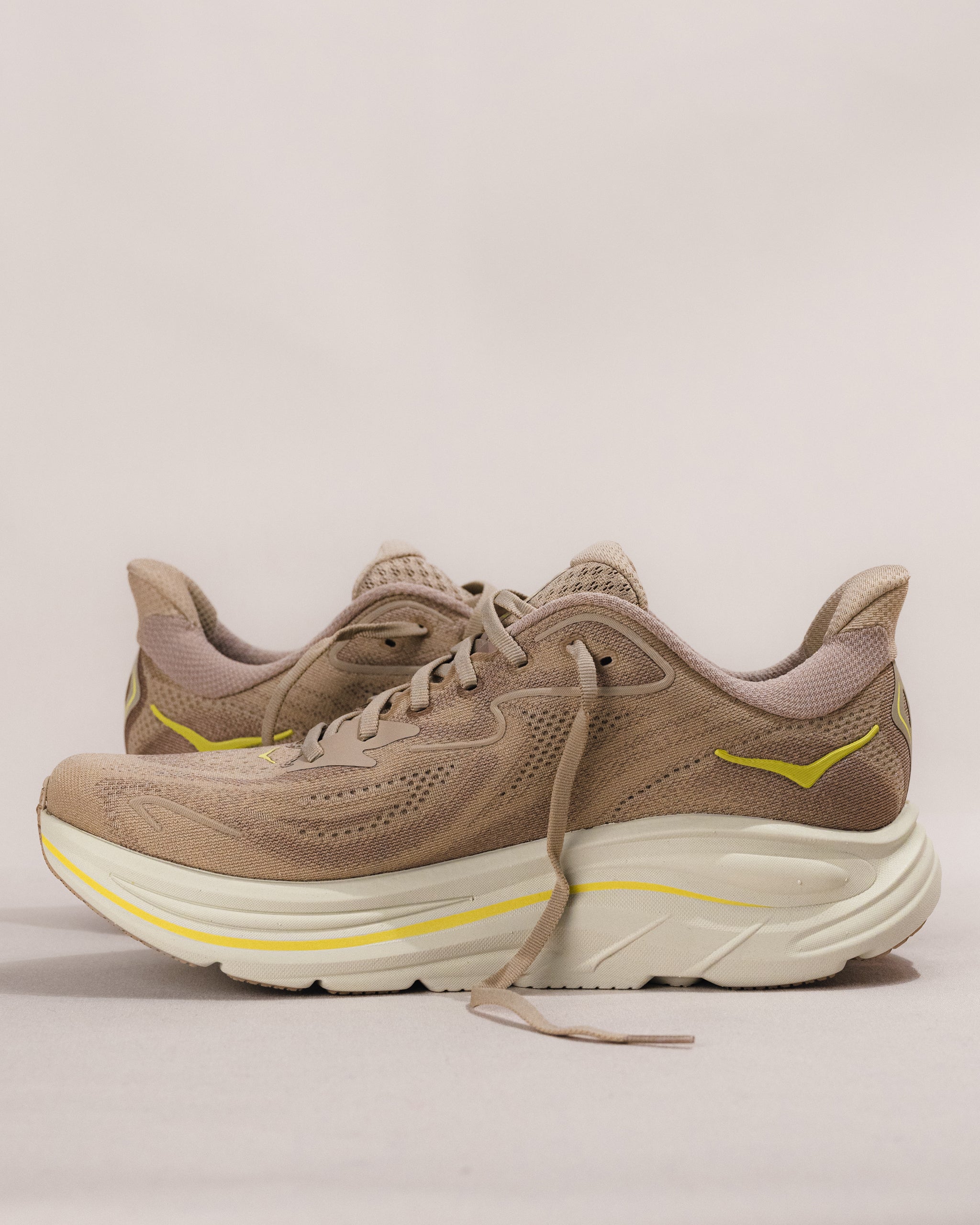 Men's HOKA Clifton 10 – Raw Linen / Stone Lightweight Trainer