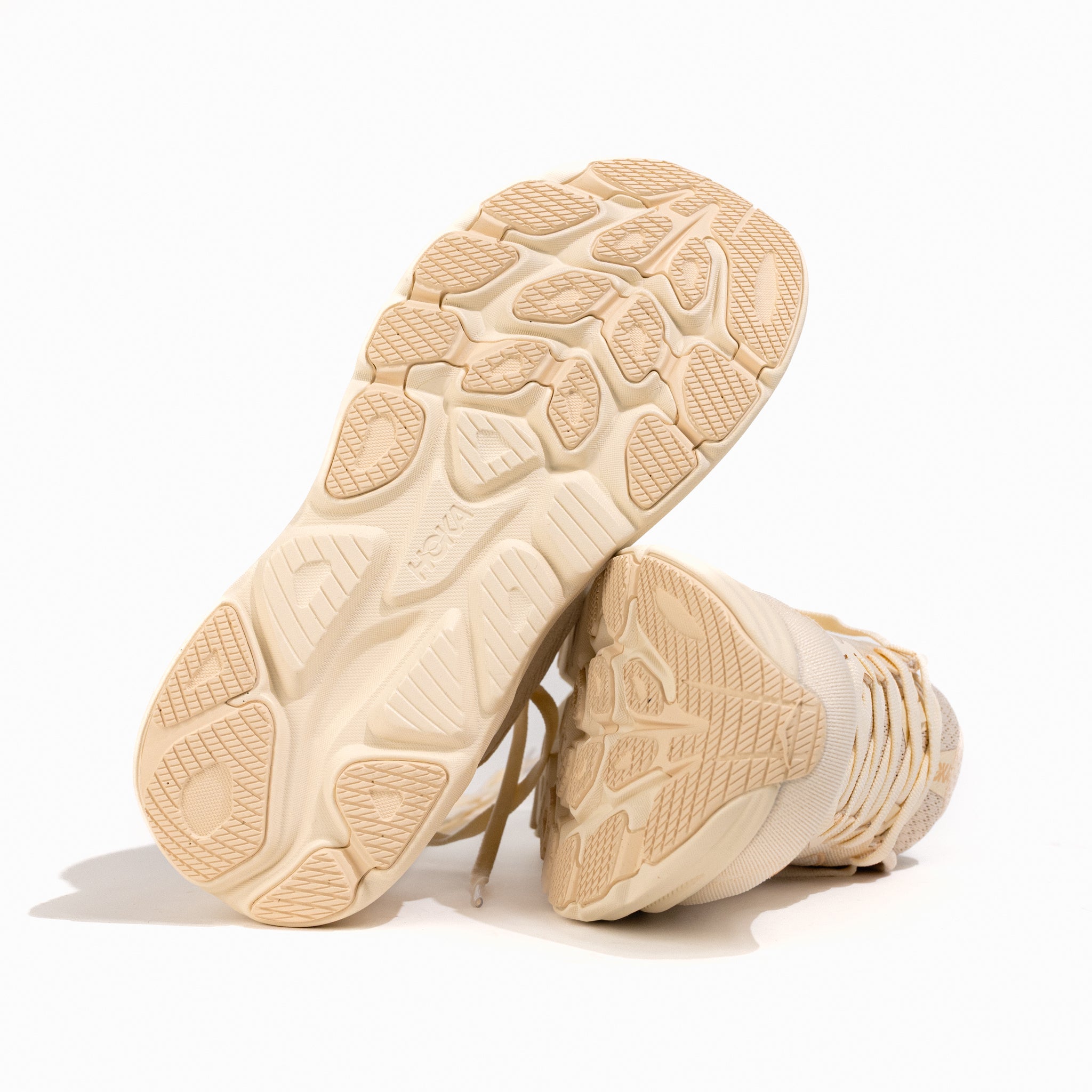 Women's HOKA Clifton 10 Lightweight Running Shoe in Vanilla