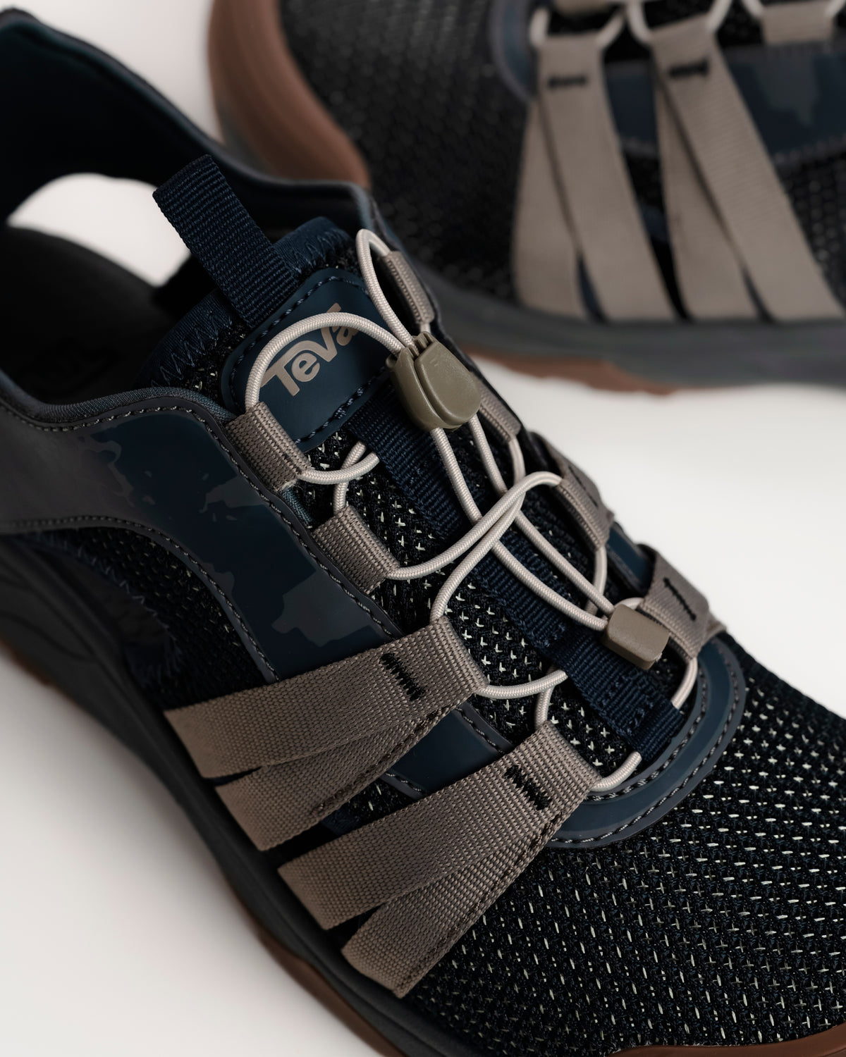 M-HYDRATREK SANDAL CT - DARK SHADOW - WEBBING