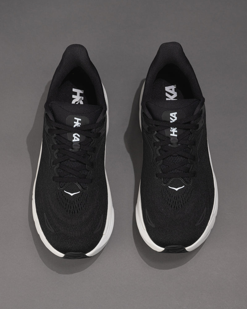 Men’s HOKA Arahi 8 – Black / White Lightweight Stability Trainer