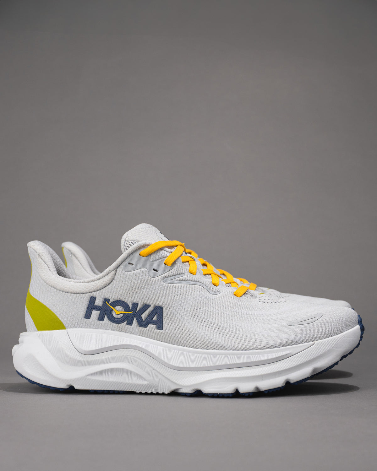 Men’s HOKA Arahi 8 – Stardust / Cosmic Grey Lightweight Stability Trainer