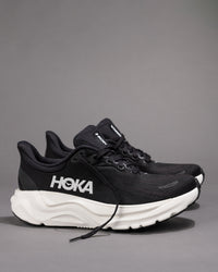 Women’s HOKA Arahi 8 – Black / White Stability Running Shoe