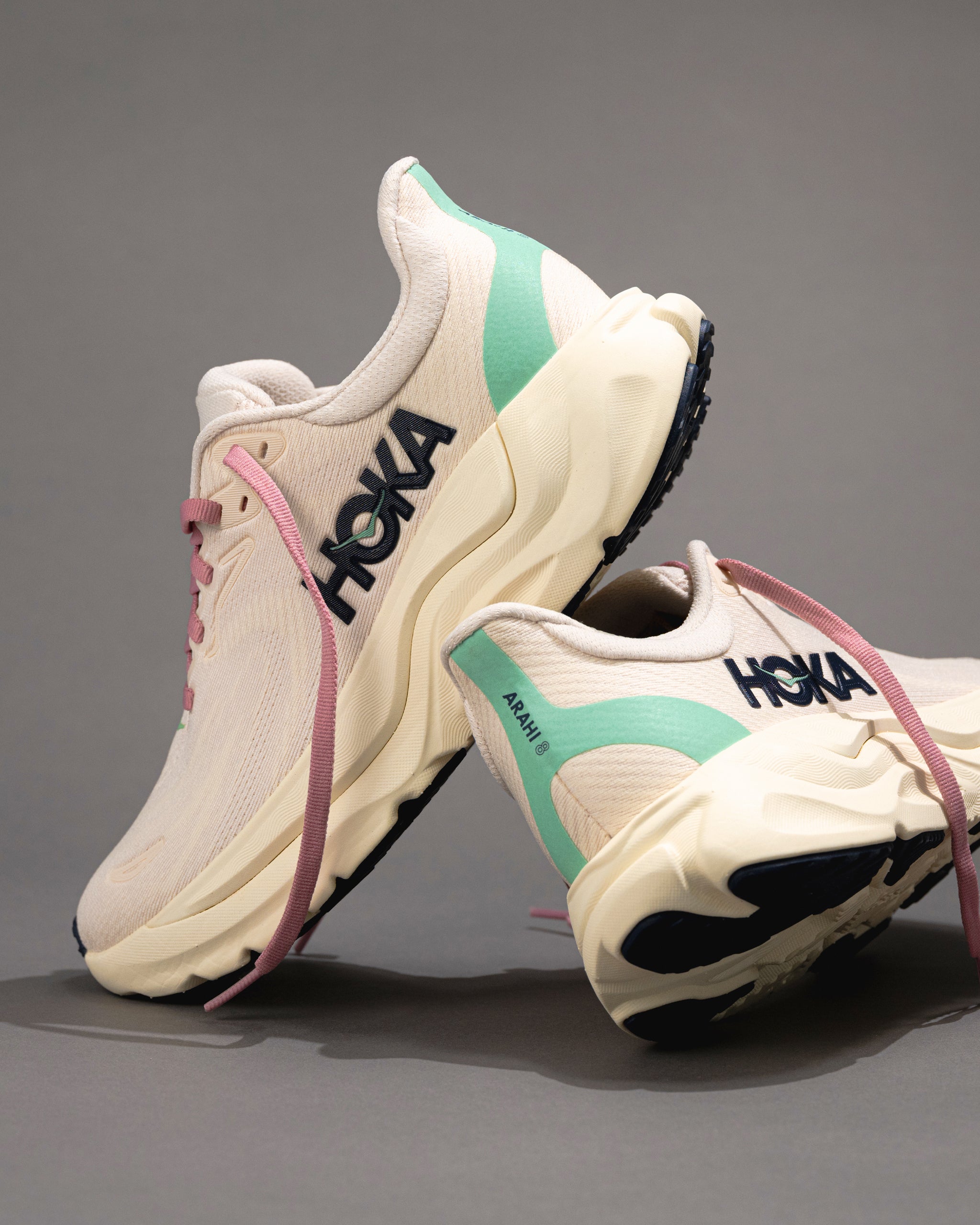 Women's HOKA Arahi 8 – Rose Cream / Alabaster Stability Running