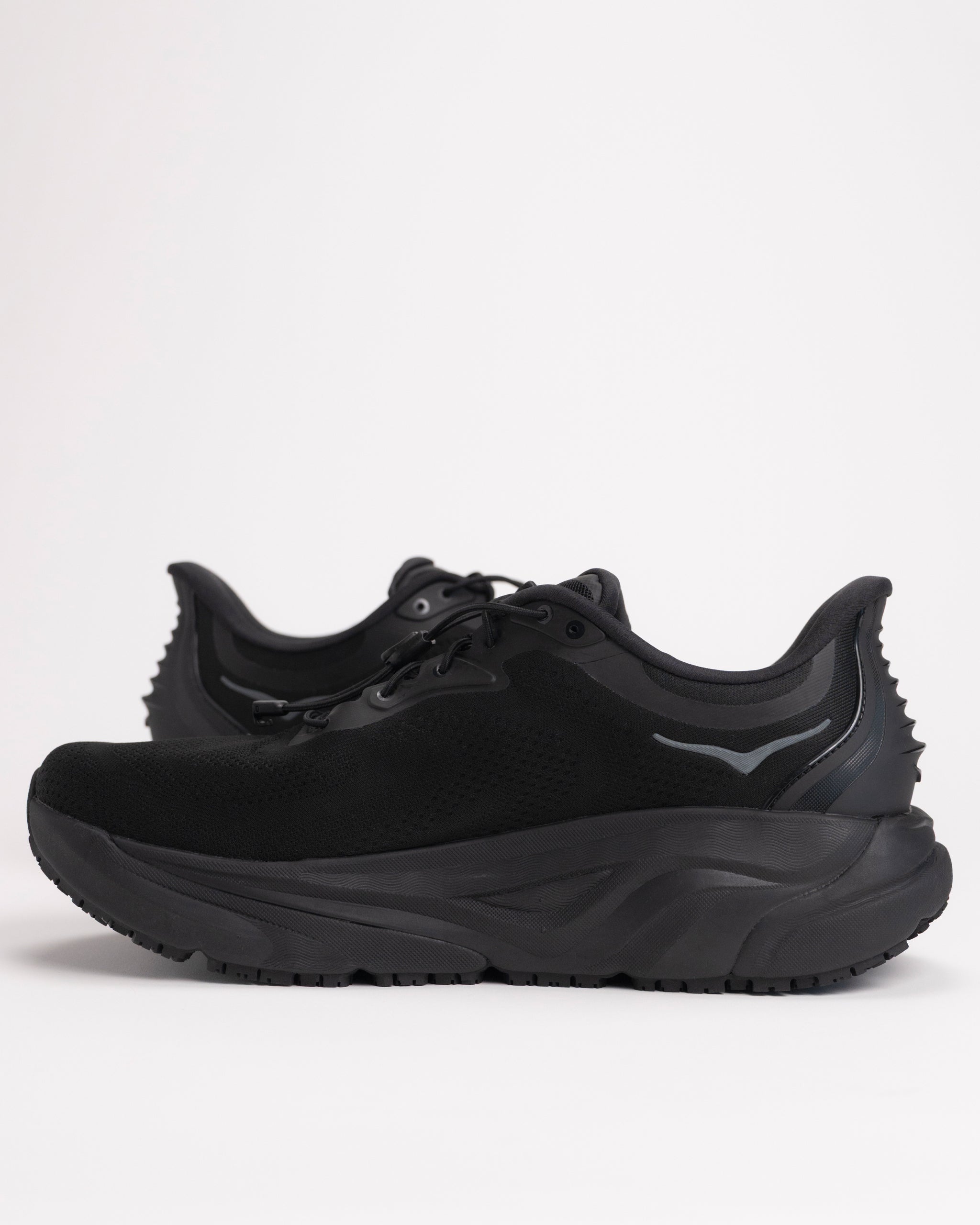 Men's HOKA Arahi SR – Oil & Slip-Resistant Comfort Shoe in Black