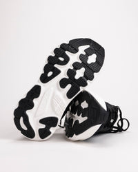 Outsole detail of Women’s HOKA Gaviota 6 with abrasion-resistant rubber traction