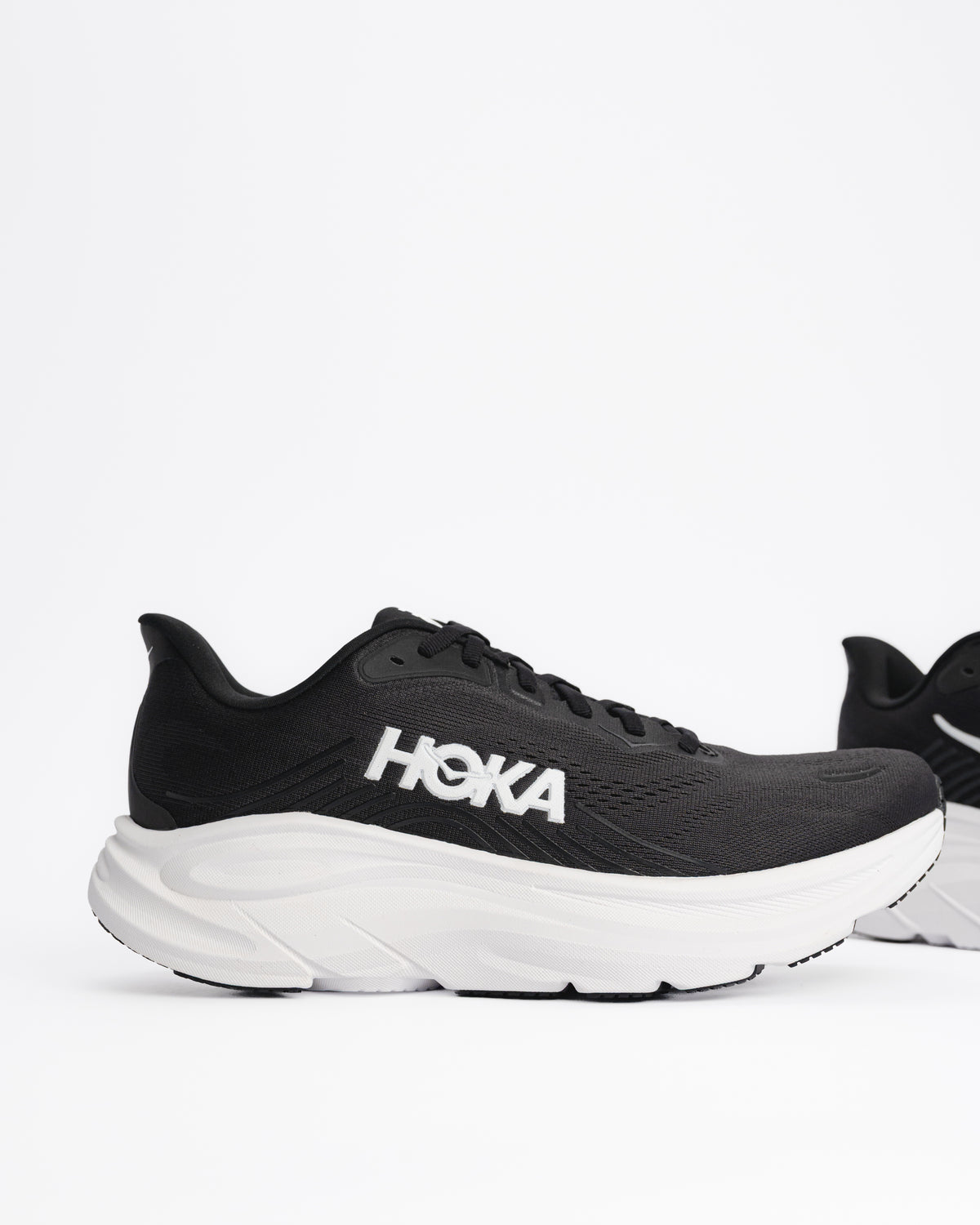 M-CLIFTON 11 - BLACK/WHITE - MESH