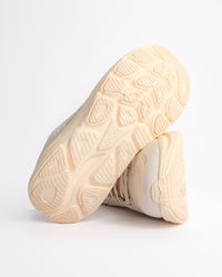 W-CLIFTON 11 - ALABASTER/OAT MILK - MESH