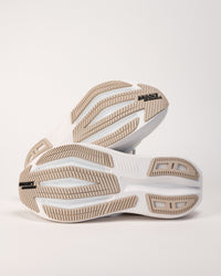 Bottom view of the Brooks Glycerin Max 2 shoe for women.