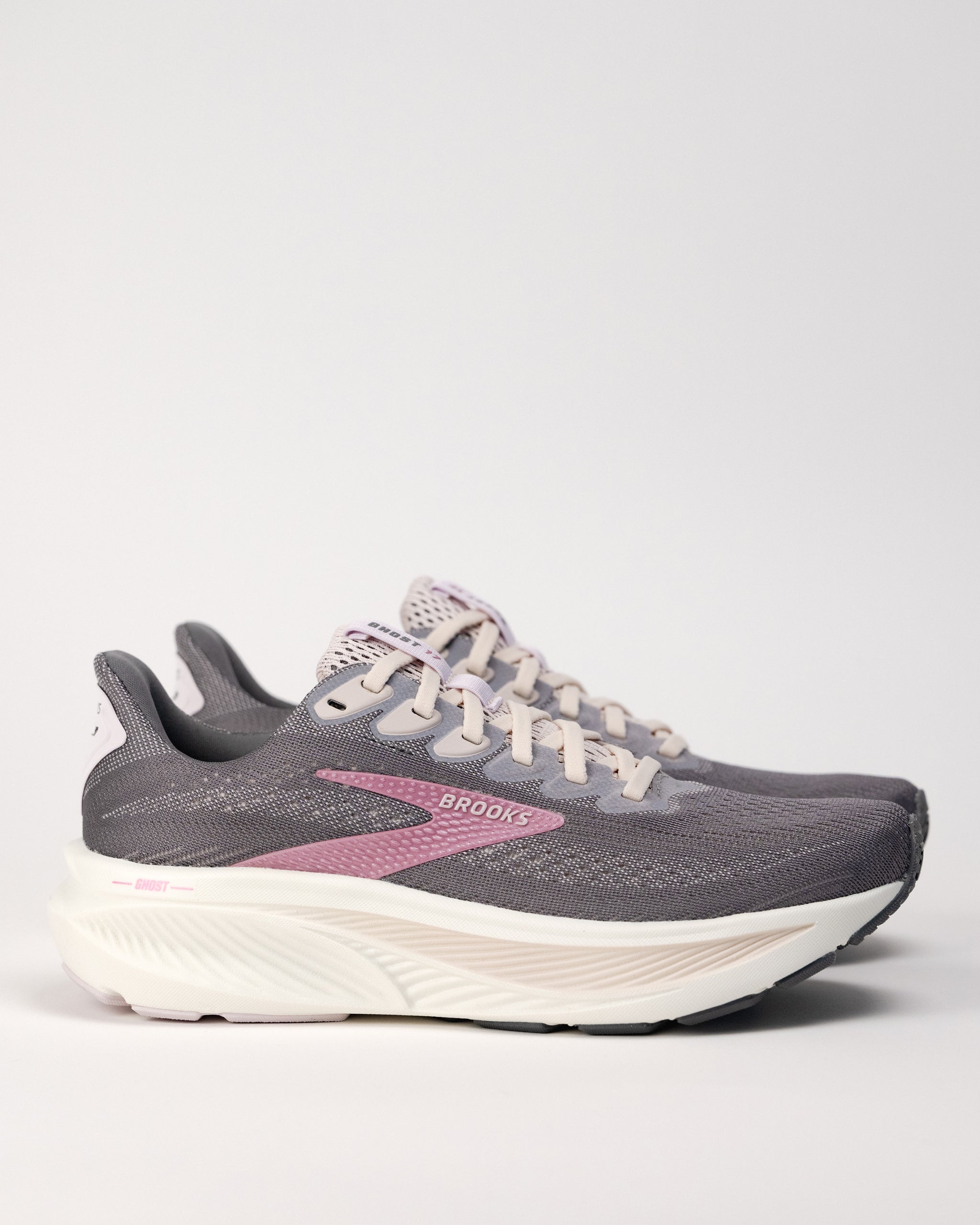 GW ⑭ Women's Brooks Ghost 17 | Road‑Running Shoe – Plaza Shoe Store