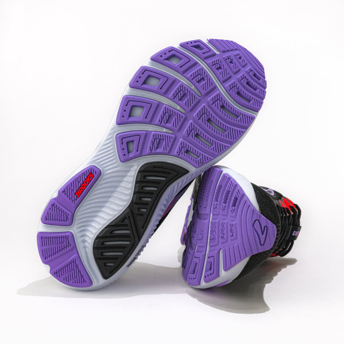 Women’s Brooks Ghost 17 Road‑Running Shoe in Black/Purple/Coral