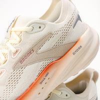 Women's Brooks Glycerin 22 Road-Running Shoe in Coconut/Chateau Grey