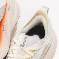 Women's Brooks Glycerin 22 Road-Running Shoe in Coconut/Chateau Grey
