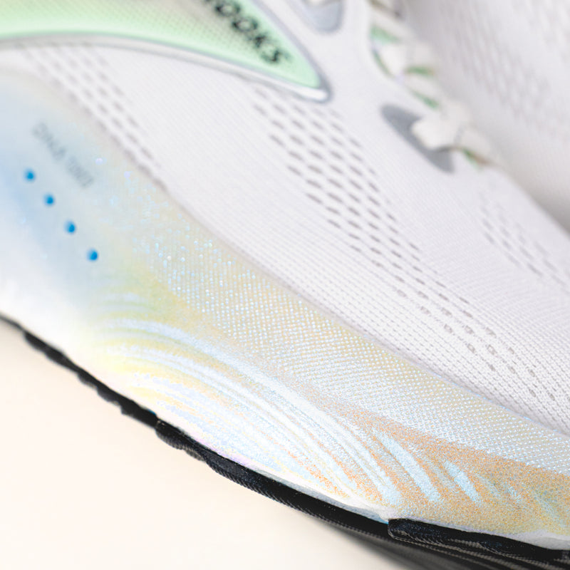 Women's Brooks Glycerin 22 Road-Running Shoe in White/Pearlized