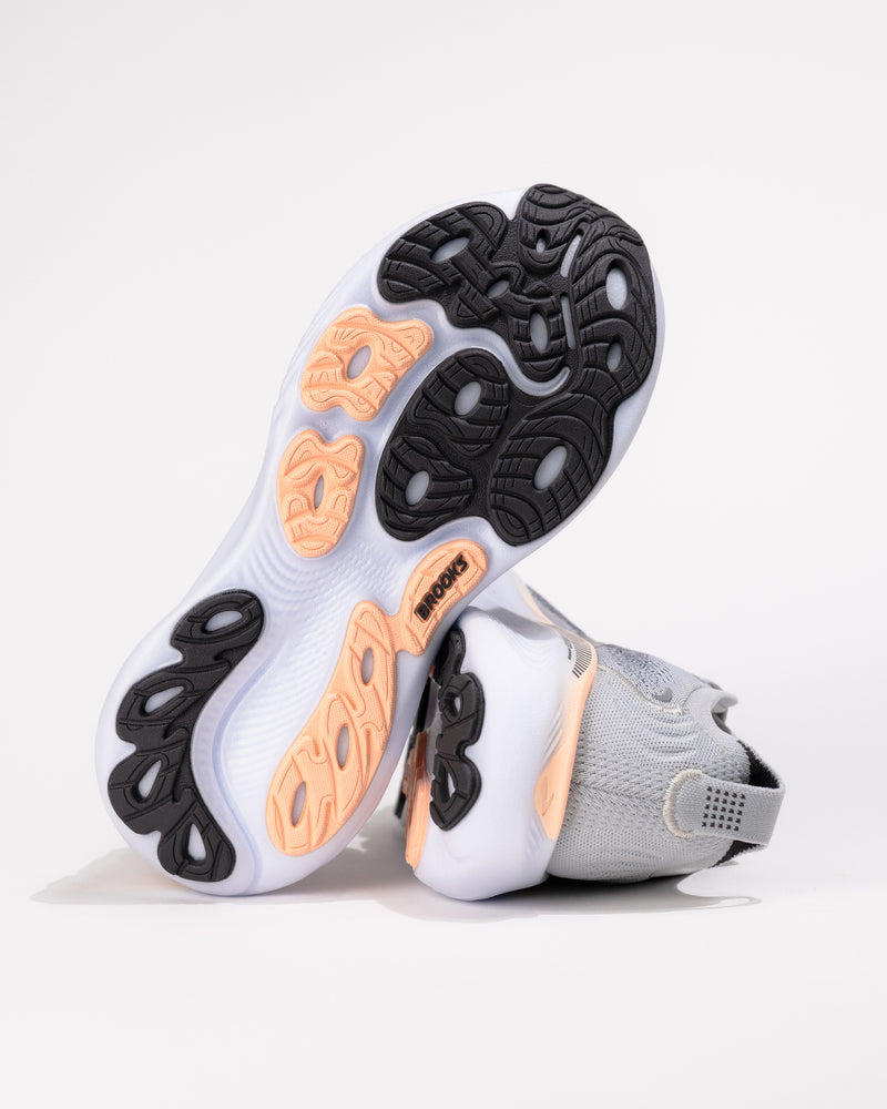 Durable rubber outsole of the women’s Adrenaline GTS 25 showing road-ready traction pattern