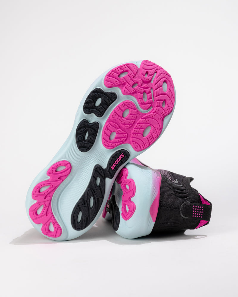 Durable rubber outsole of the women’s Adrenaline GTS 25 showing road-ready traction pattern