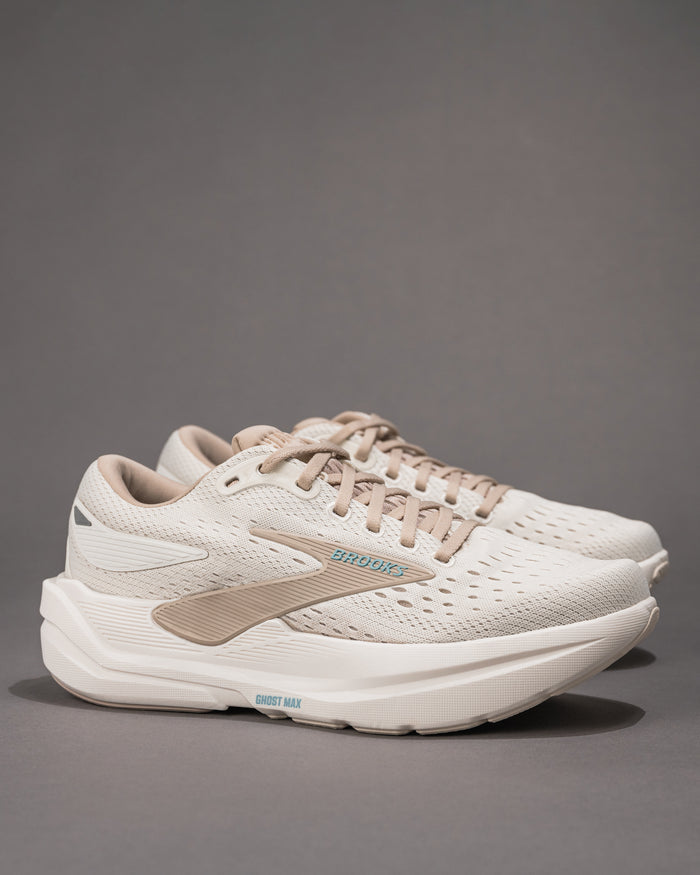 Women’s Brooks Ghost Max 3 – Max Cushion Neutral Trainer in Coconut/Chateau Grey