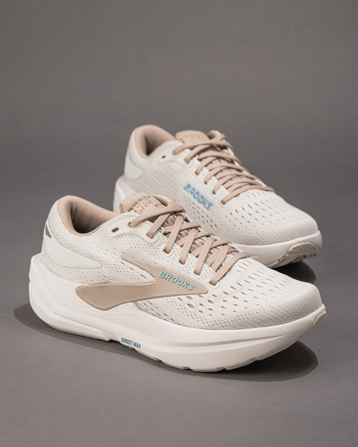 Women’s Brooks Ghost Max 3 – Max Cushion Neutral Trainer in Coconut/Chateau Grey