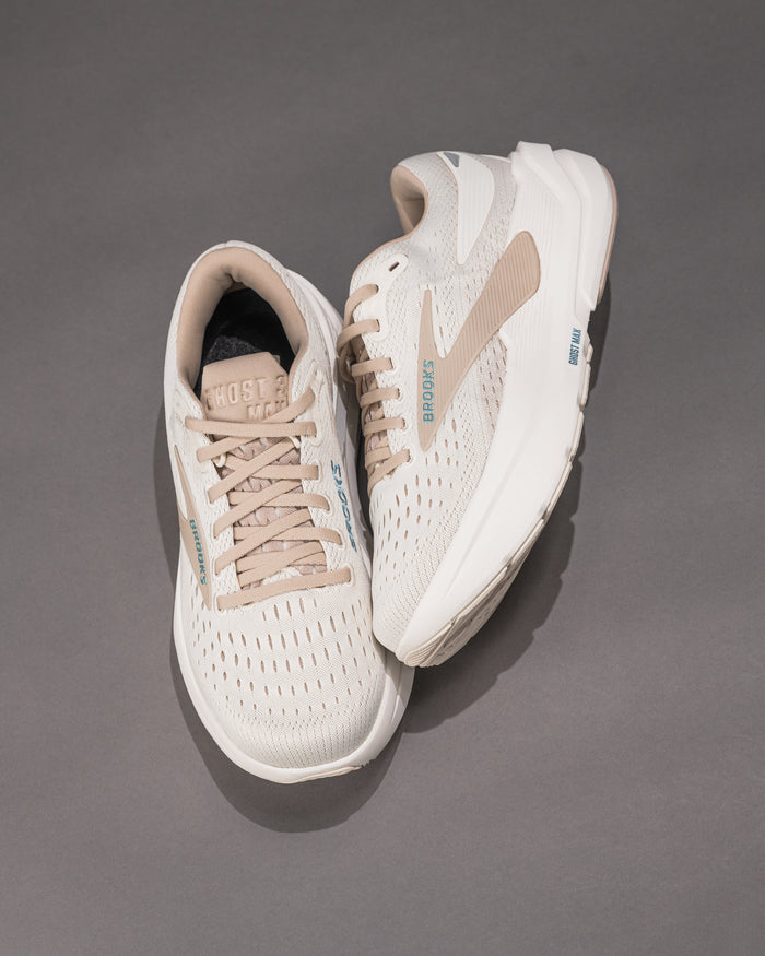 Women’s Brooks Ghost Max 3 – Max Cushion Neutral Trainer in Coconut/Chateau Grey