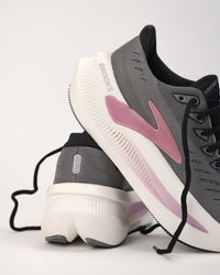 Plush midsole side view on the Women’s Brooks Glycerin Max 2 Running Shoe in Grey/Coconut/Metallic