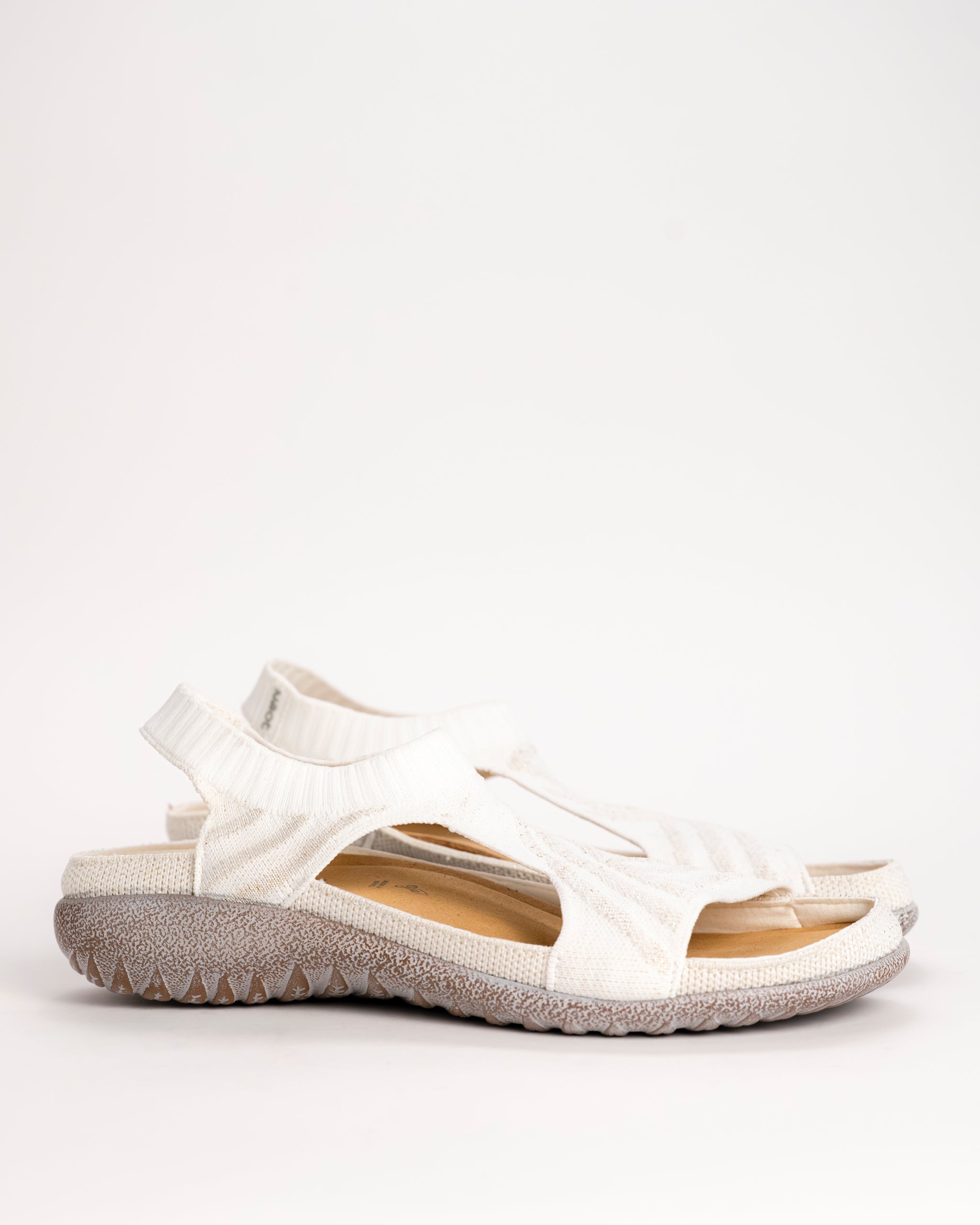 nao Naot Kawhia Knit Vegan Comfort Sandal in White – Plaza Shoe Store