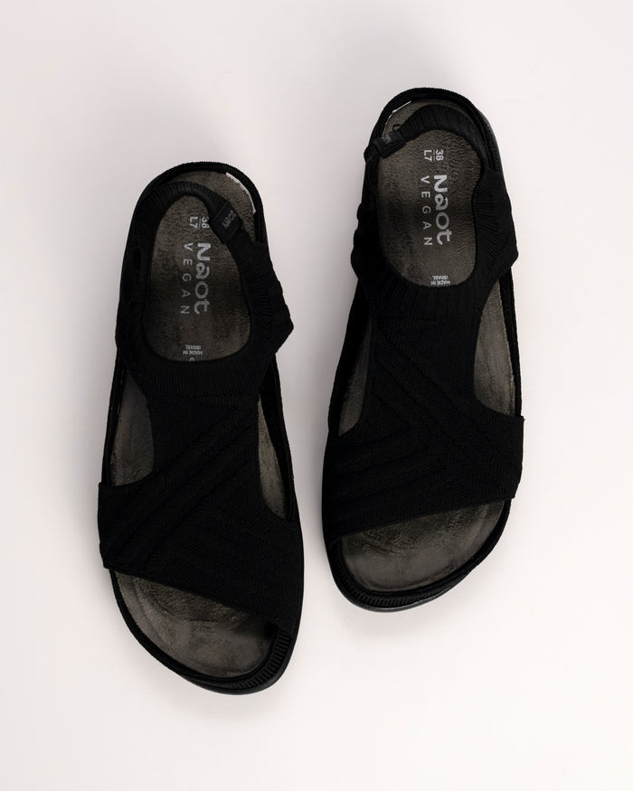 KAWHIA - BLACK - KNIT