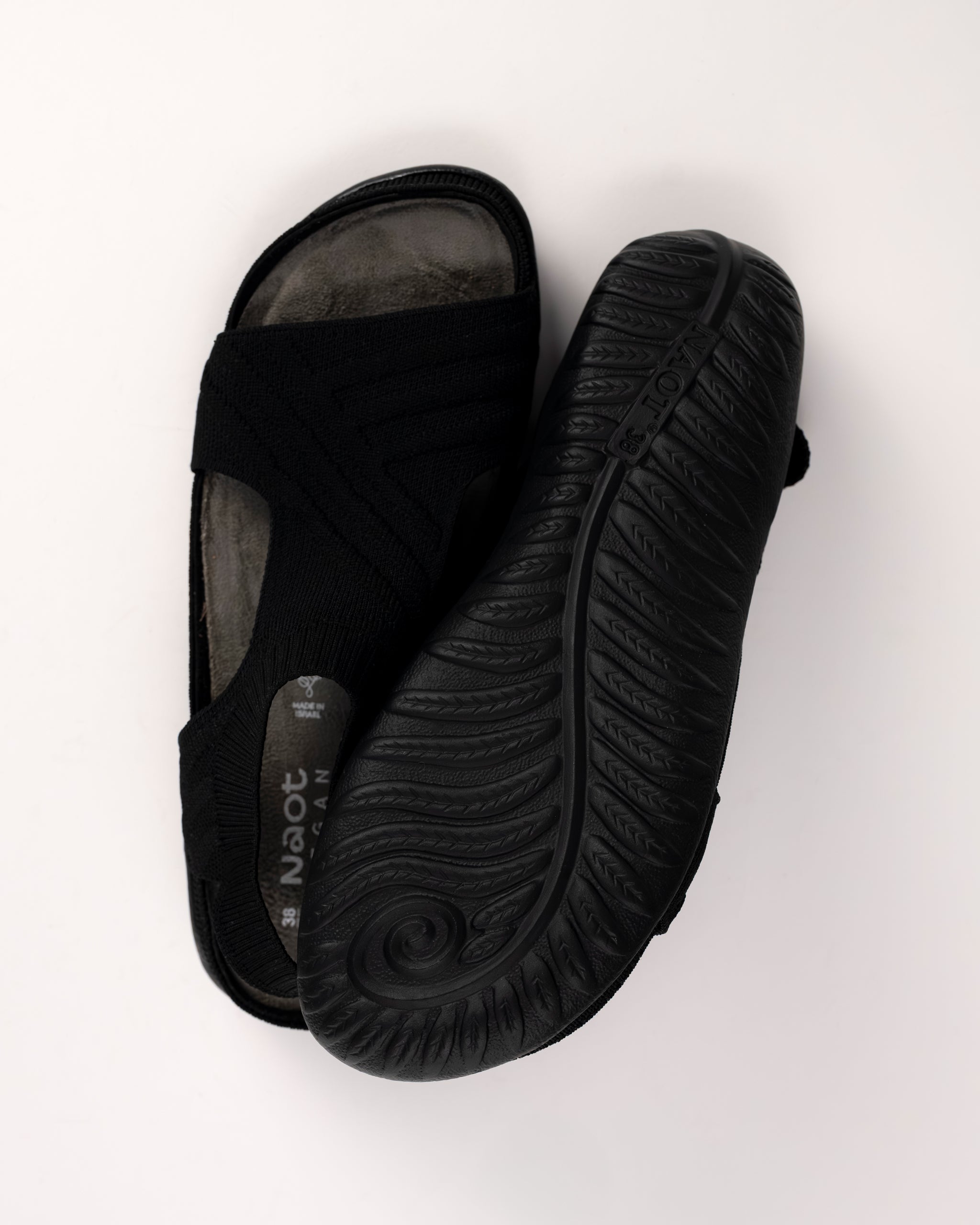 Naot Kawhia Knit Vegan Comfort Sandal in Black – Plaza Shoe Store