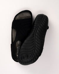 KAWHIA - BLACK - KNIT