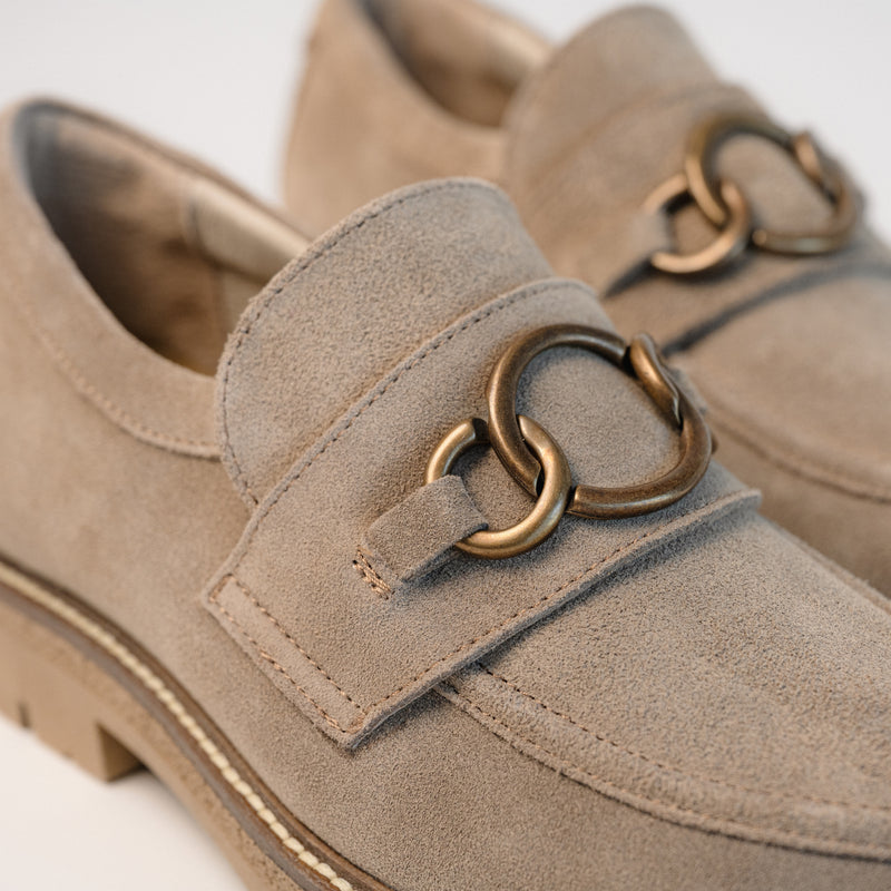 Modern chain link ornament detailing on the modern Fremont loafer by Naot in Almond suede.