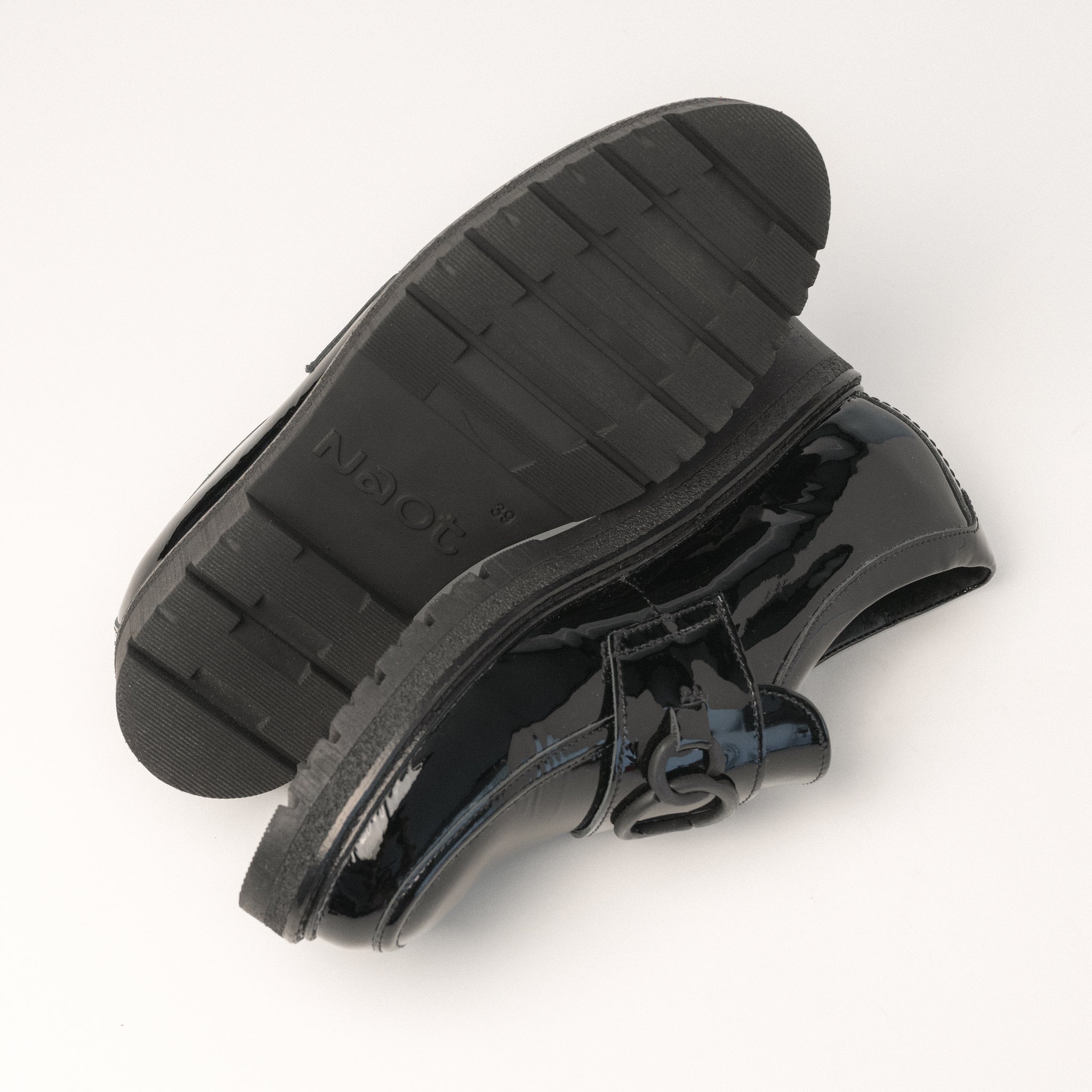 Women's Naot Fremont Leather Loafer | All-day comfort & modern