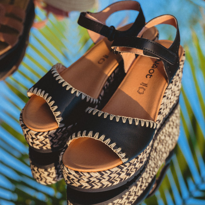Women's Naot Blanes Wedge Sandal in Jet Leather
