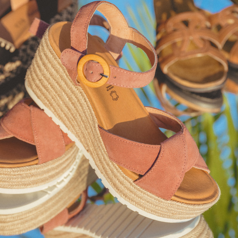 Women's Naot Marbella Platform Wedge Sandal in Rose Suede
