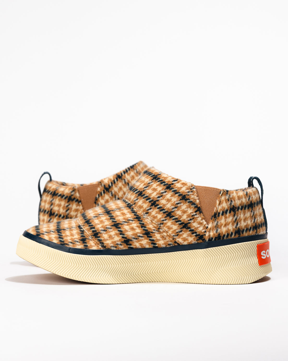 OUT N' ABOUT IV MINI PUFFY - TAWNY - FELT