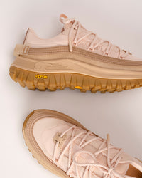 SOREL Callsign Horizon™ Low women's sneakers with brown Vibram slip-resistant soles on a light background