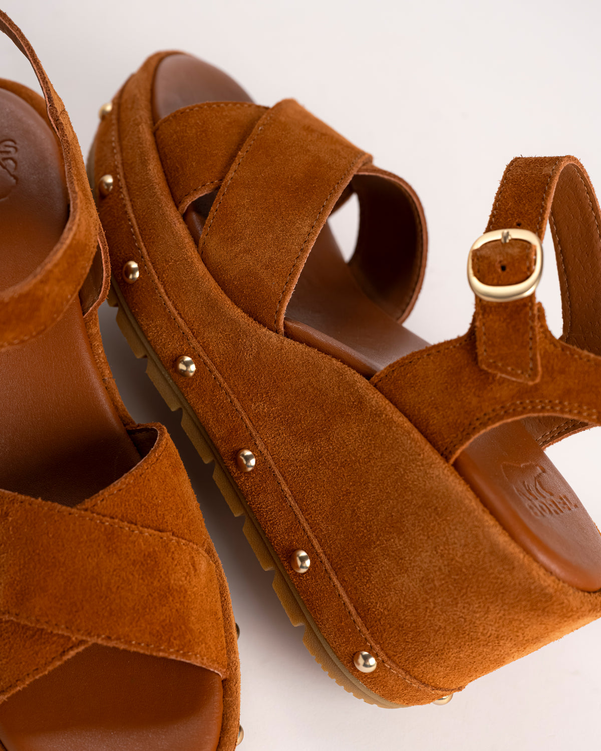 SUNPEAK WEDGE ANKLE RIVET - ICED TEA - SUEDE