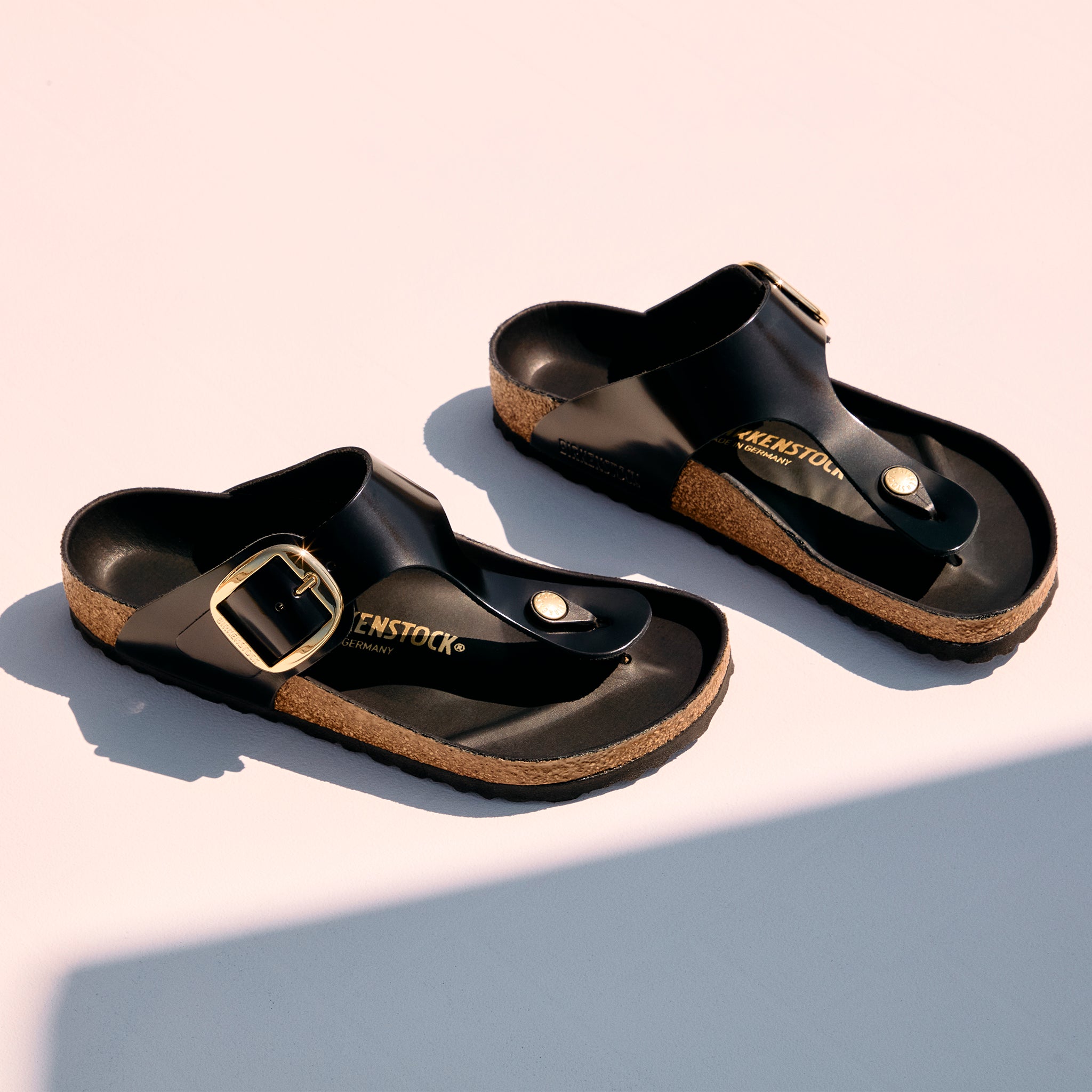 Birkenstock Gizeh Big Buckle T-Strap in Black High-Shine Leather