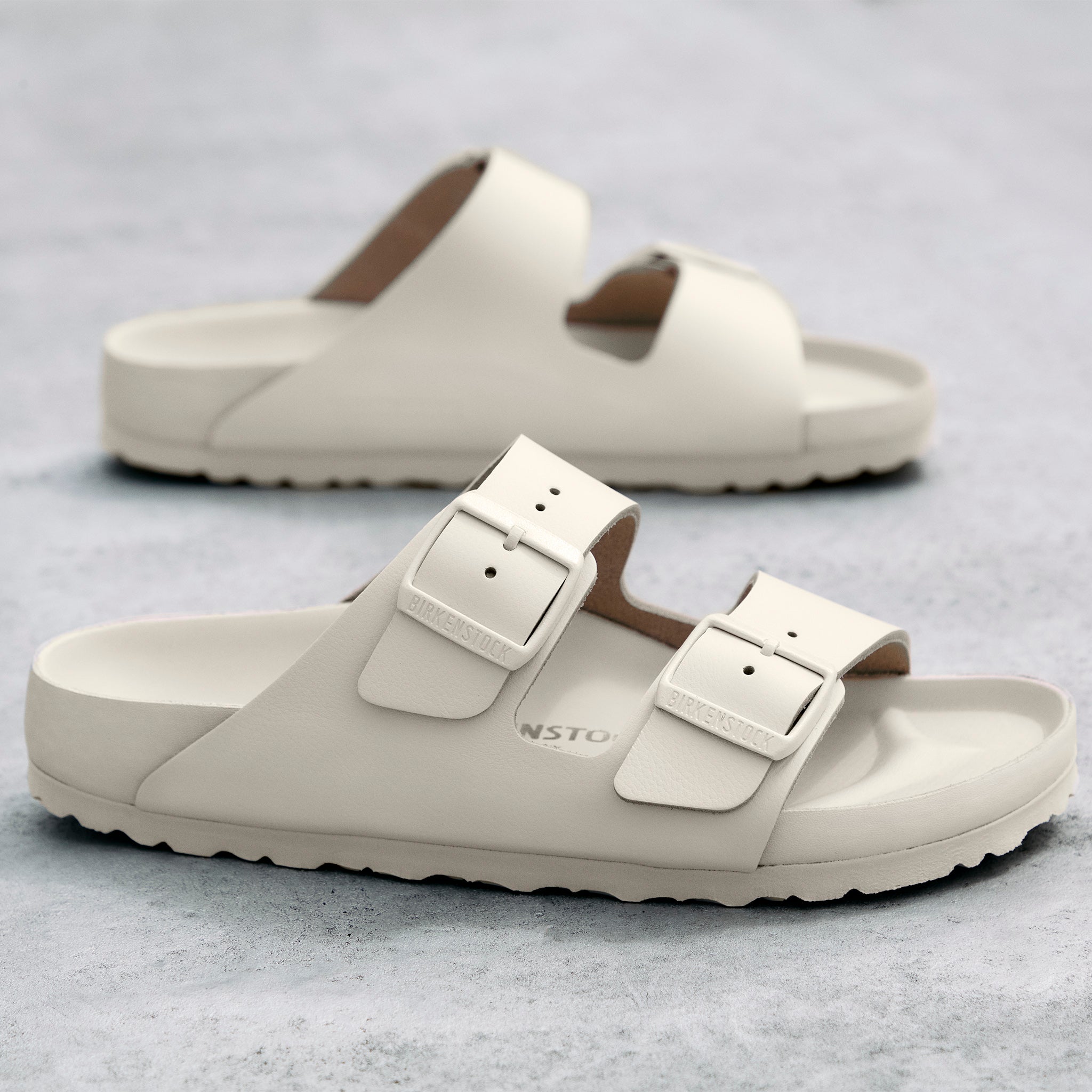 Birkenstock Arizona Exquisite Sandal in Eggshell Leather – Plaza
