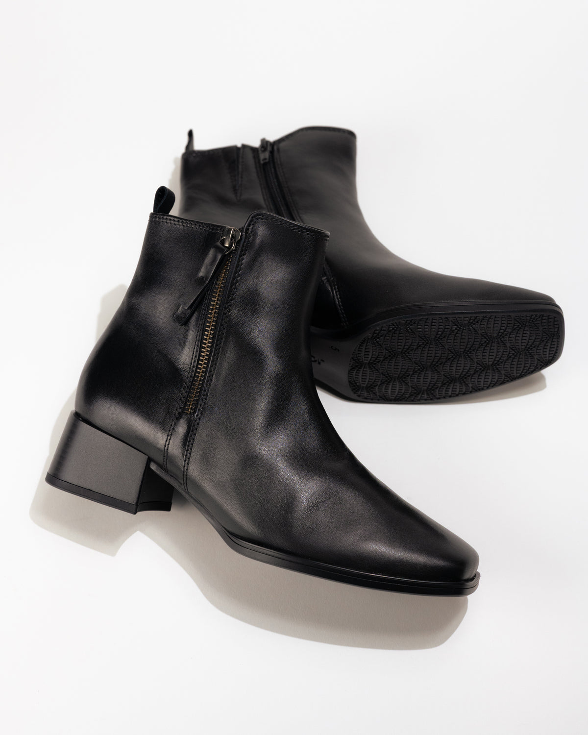 Gabor Athen boot in black leather