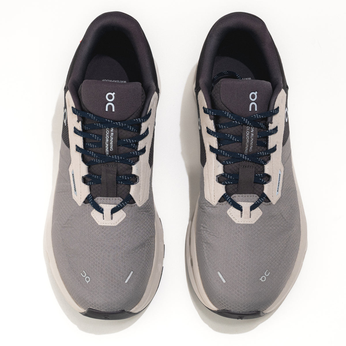 Men’s On Cloudrunner 2 Waterproof Road‑Running Shoe in Zinc/Midnight