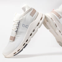 Men's On Running Cloudnova 2 Sneaker in Ice/Sand - 3ME20212053