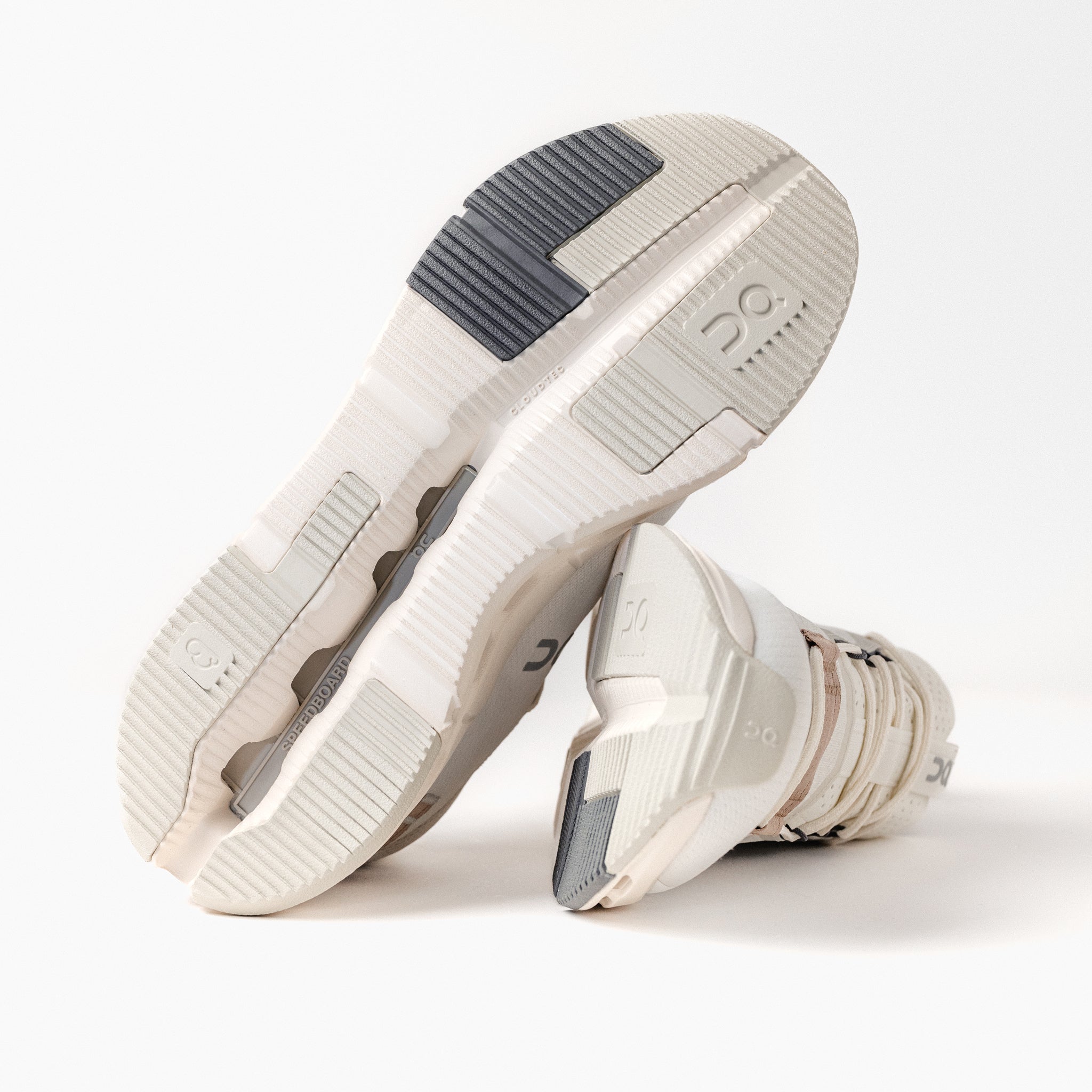 Men's On Running Cloudnova 2 | Everyday cushioned sneaker – Plaza