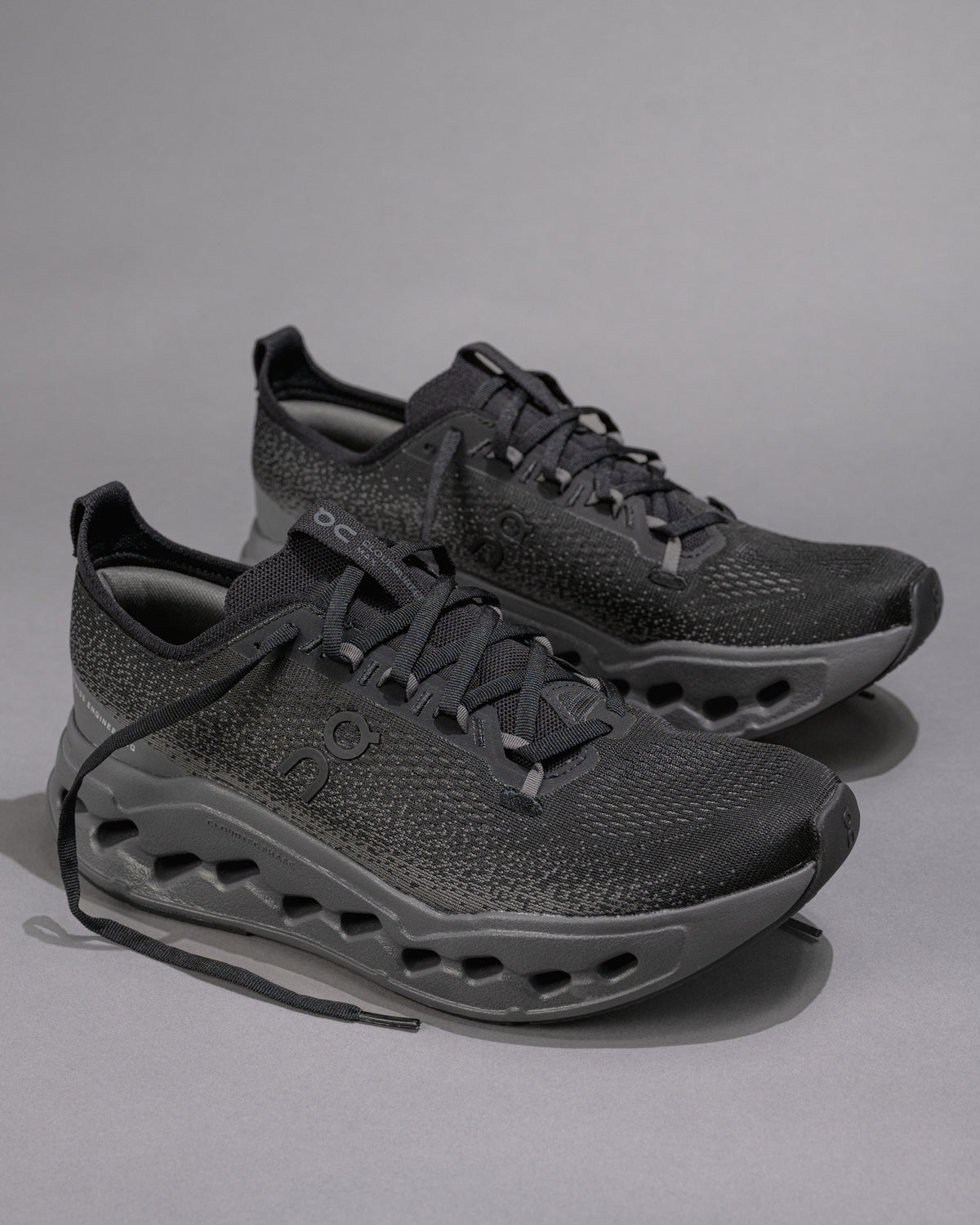 Men’s On Cloudsurfer Max Neutral Running Shoe in Black