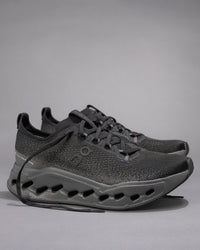 Men’s On Cloudsurfer Max Neutral Running Shoe in Black