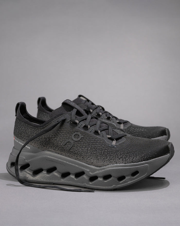 Men’s On Cloudsurfer Max Neutral Running Shoe in Black
