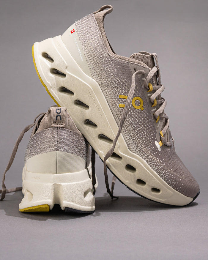 Men’s On Cloudsurfer Max Neutral Running Shoe in Cinder / Pelican