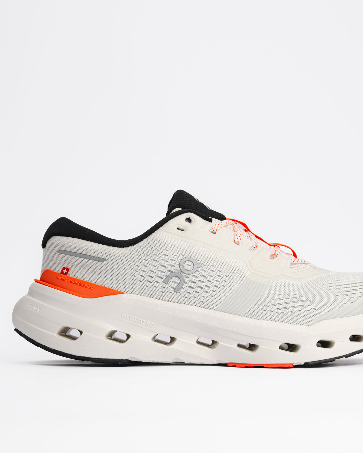 M-CLOUDRUNNER 3 - IVORY/FLAME - MESH